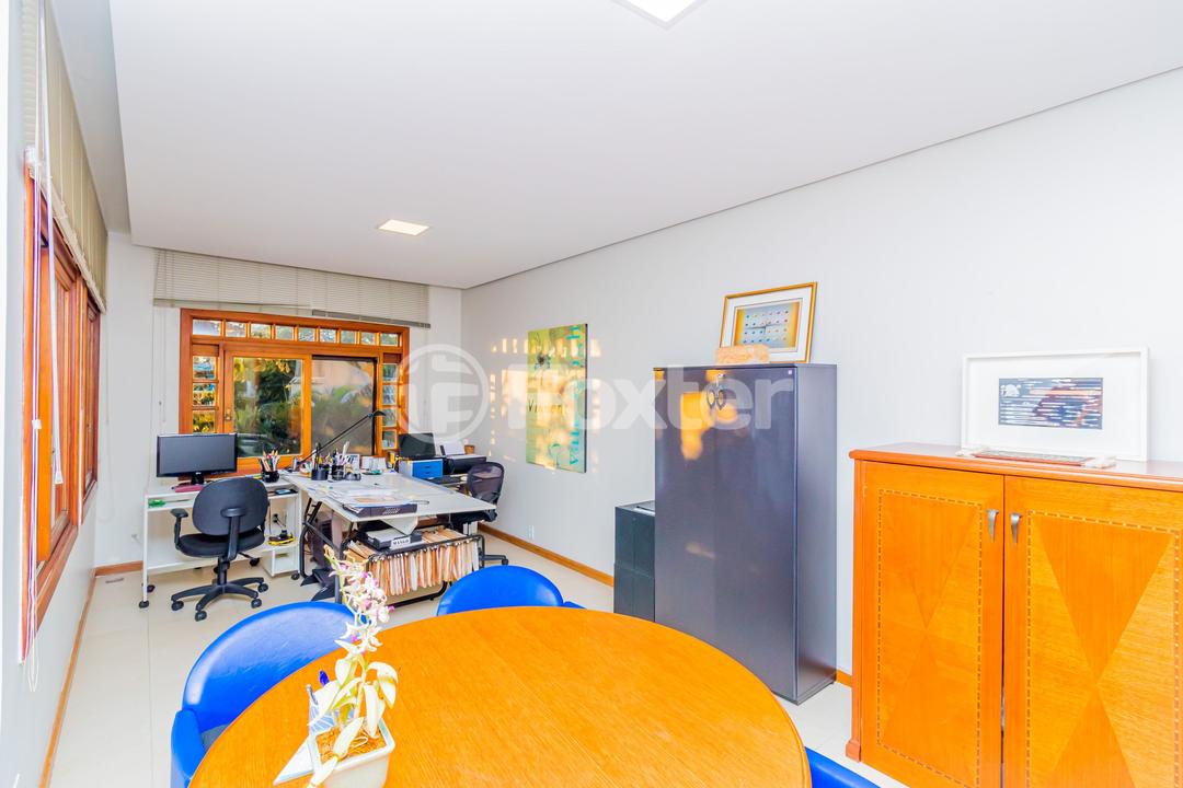 Casa de Condomínio à venda com 3 quartos, 216m² - Foto 29