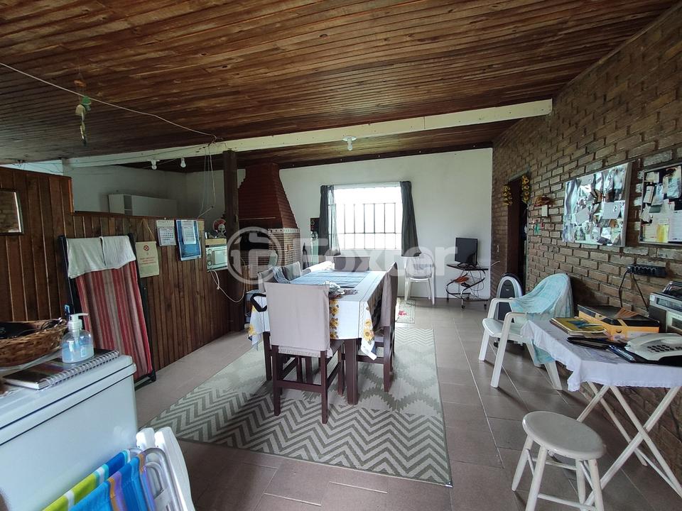 Casa à venda com 3 quartos, 240m² - Foto 26