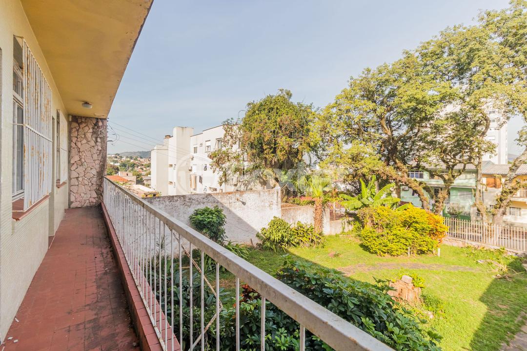 Casa à venda com 4 quartos, 242m² - Foto 26