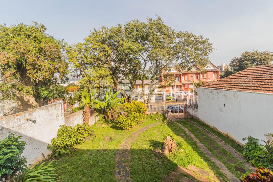 Casa à venda com 4 quartos, 242m² - Foto 27