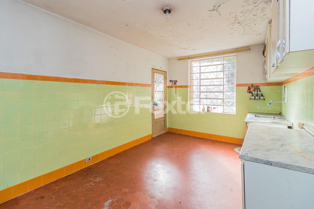 Casa à venda com 4 quartos, 242m² - Foto 30