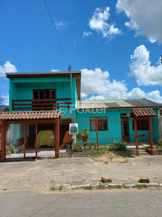 Casa à venda com 3 quartos, 205m² - Foto 2