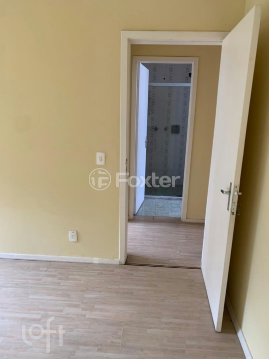 Apartamento à venda com 2 quartos, 82m² - Foto 4