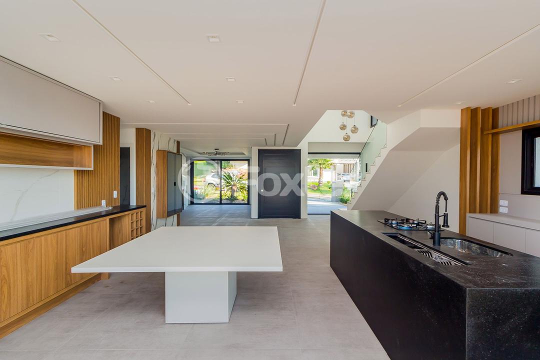 Casa de Condomínio à venda com 3 quartos, 300m² - Foto 9