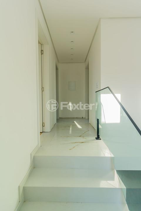 Casa de Condomínio à venda com 3 quartos, 300m² - Foto 24