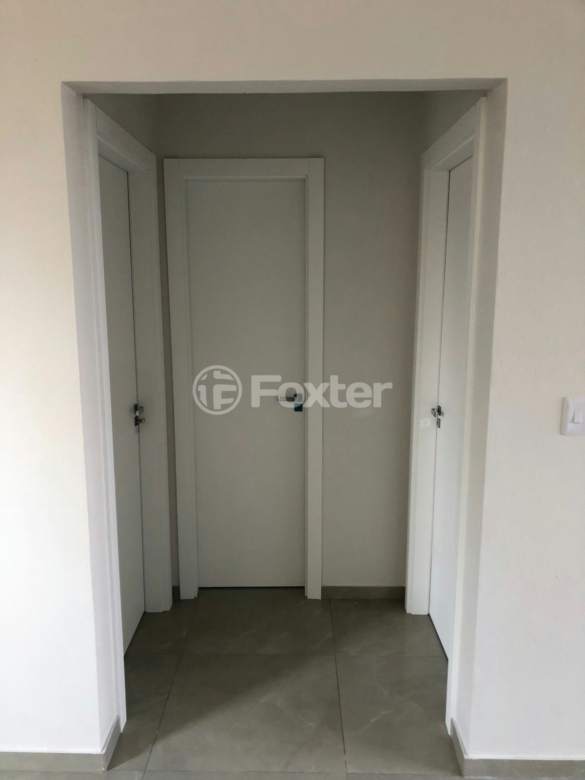 Apartamento à venda com 2 quartos, 61m² - Foto 17