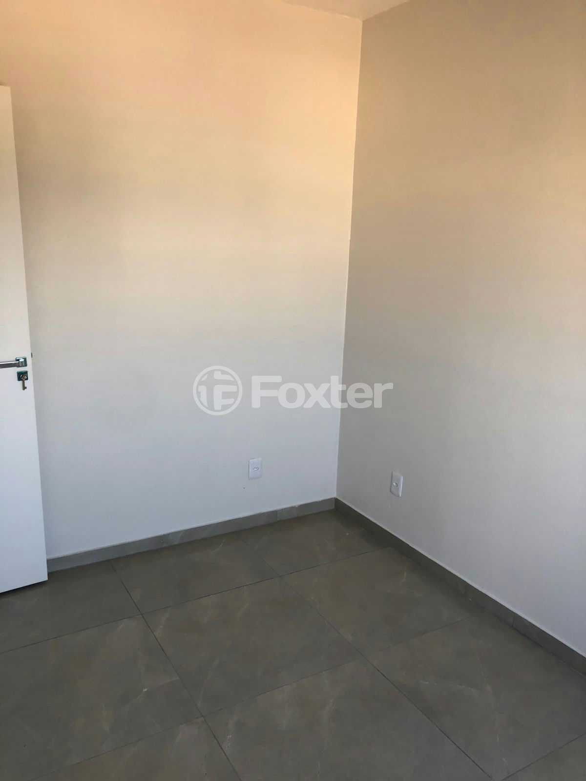 Apartamento à venda com 2 quartos, 61m² - Foto 14