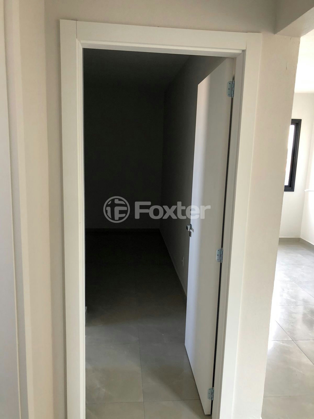 Apartamento à venda com 2 quartos, 61m² - Foto 18