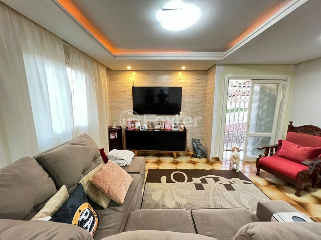 Casa à venda com 2 quartos, 360m² - Foto 4