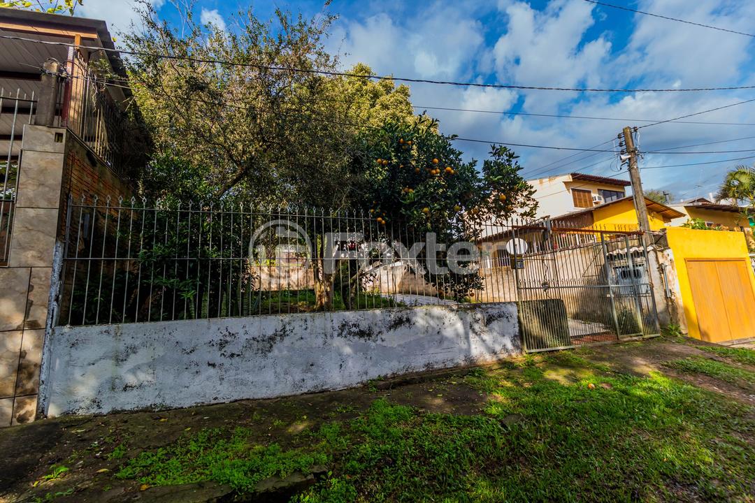 Casa à venda com 2 quartos, 90m² - Foto 4