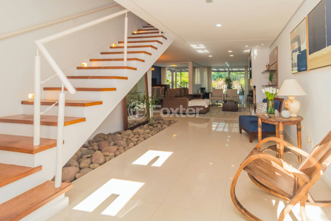 Casa de Condomínio à venda com 4 quartos, 297m² - Foto 19