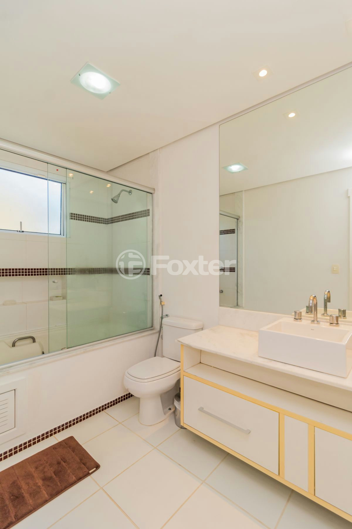 Casa de Condomínio à venda com 4 quartos, 297m² - Foto 25