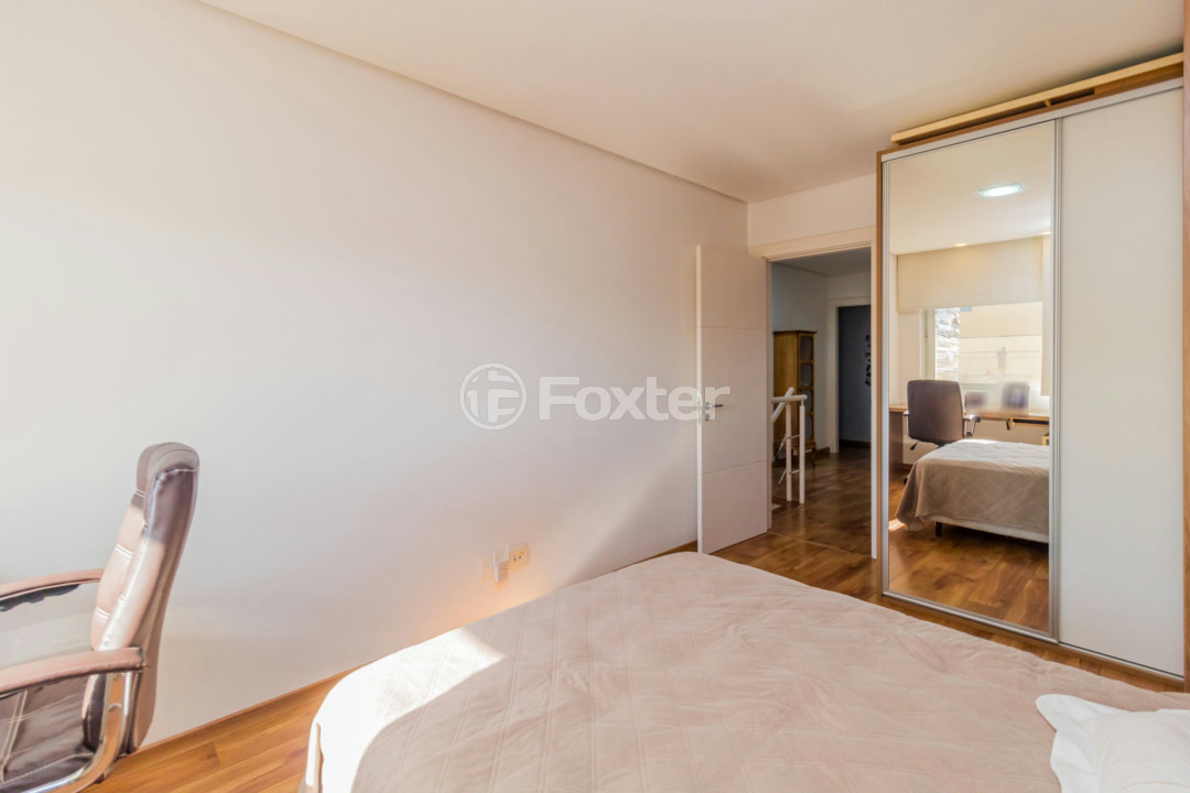 Casa de Condomínio à venda com 4 quartos, 297m² - Foto 37
