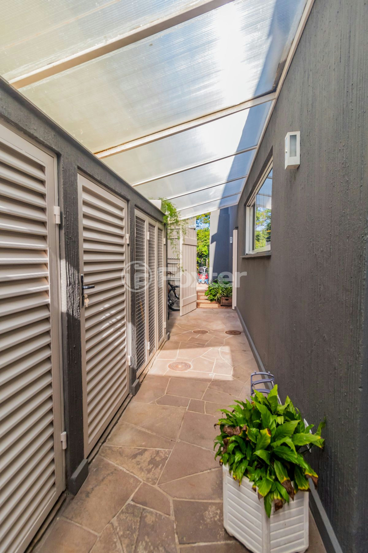 Casa de Condomínio à venda com 4 quartos, 297m² - Foto 49