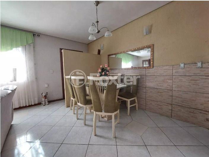 Casa à venda com 2 quartos, 166m² - Foto 2