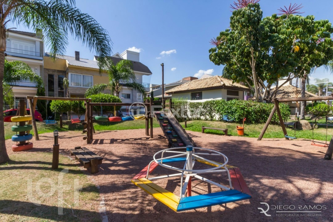 Casa à venda com 3 quartos, 208m² - Foto 29