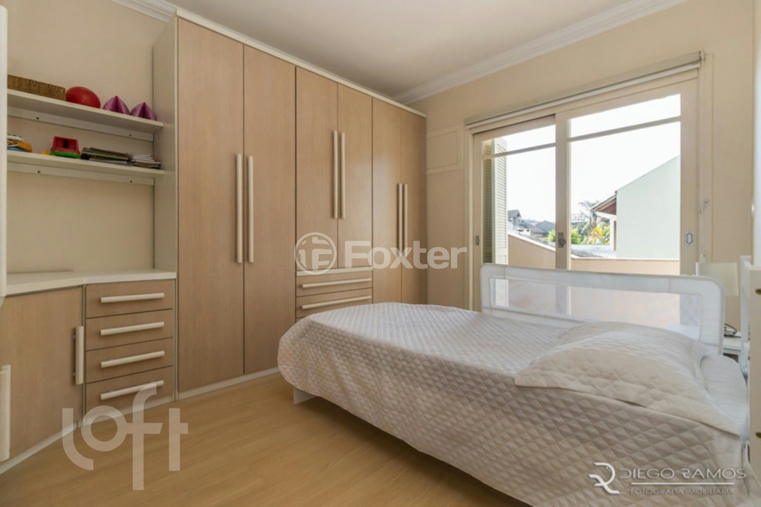 Casa à venda com 3 quartos, 208m² - Foto 10