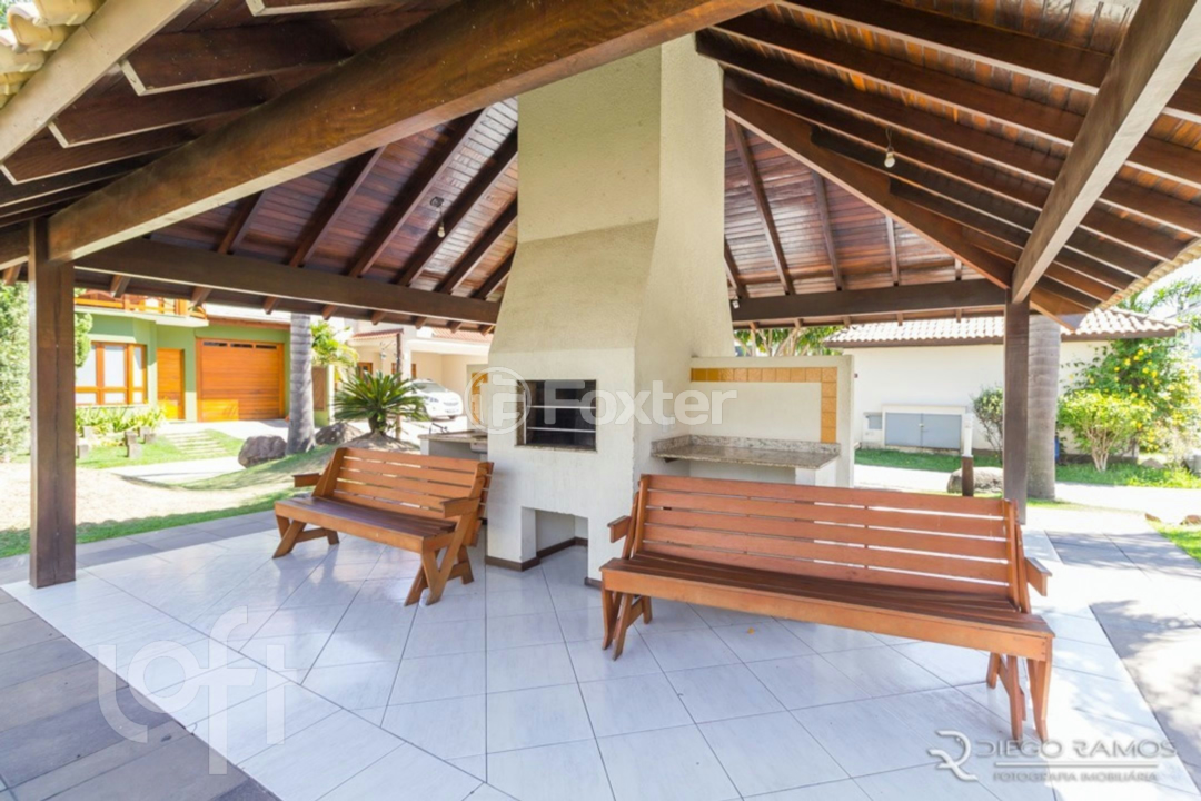 Casa à venda com 3 quartos, 208m² - Foto 34