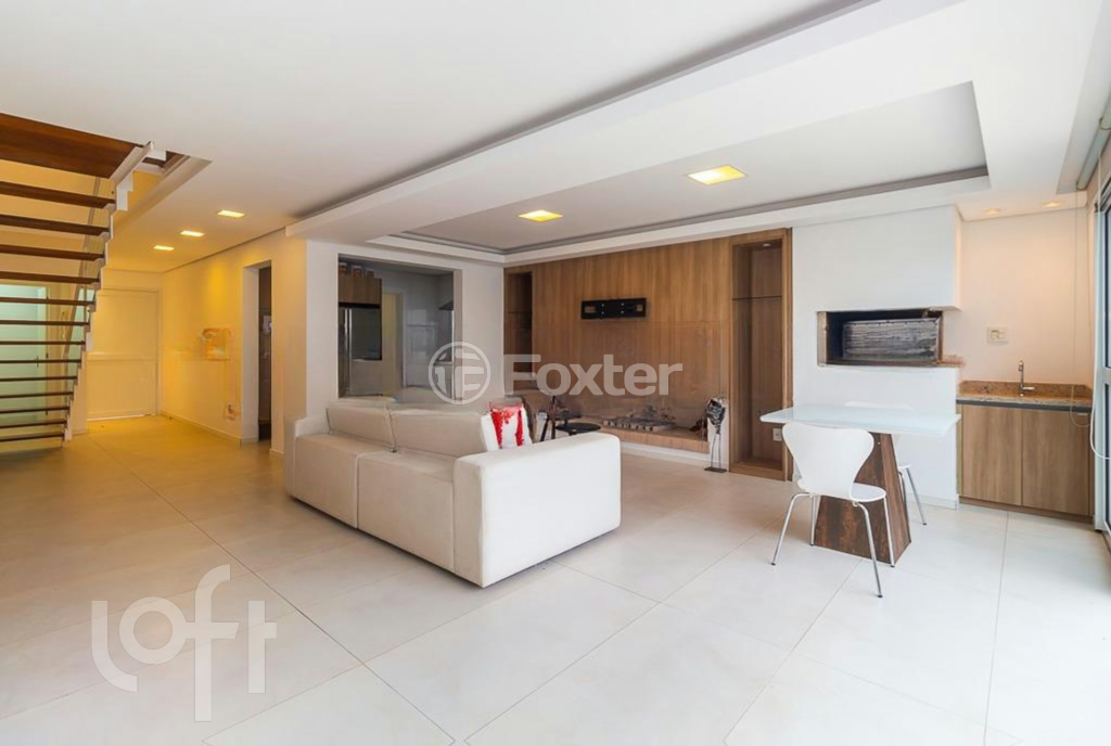 Casa de Condomínio à venda com 3 quartos, 155m² - Foto 2