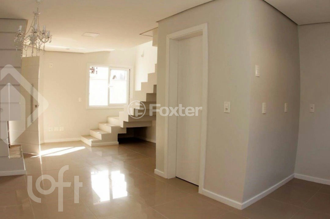 Casa à venda com 2 quartos, 87m² - Foto 3