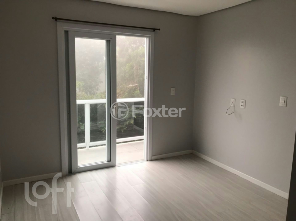 Casa à venda com 2 quartos, 87m² - Foto 9