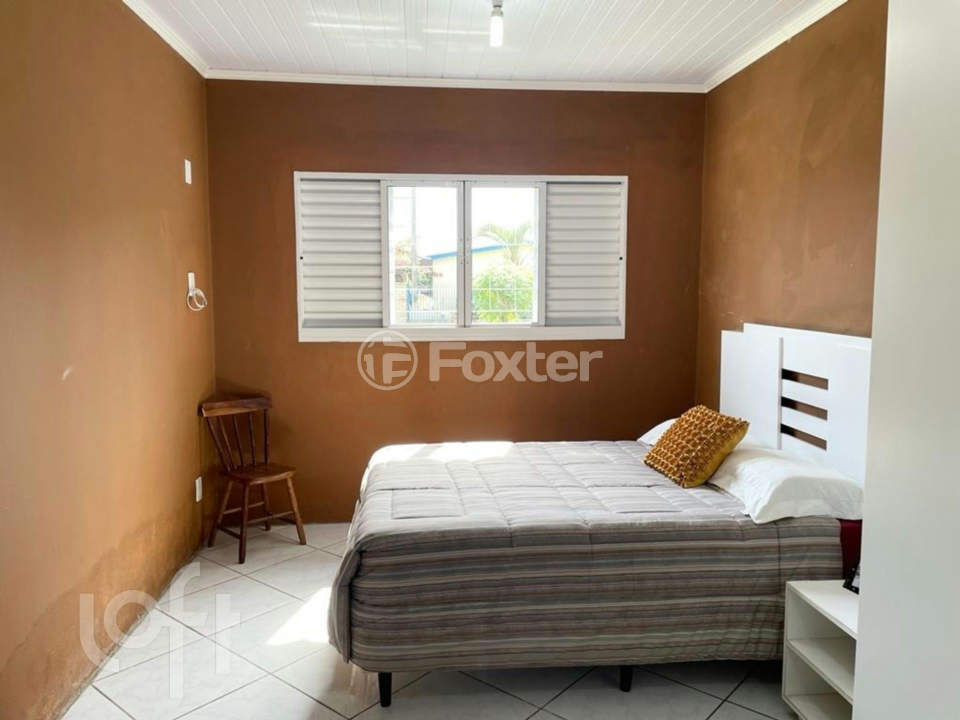 Casa à venda com 3 quartos, 200m² - Foto 37