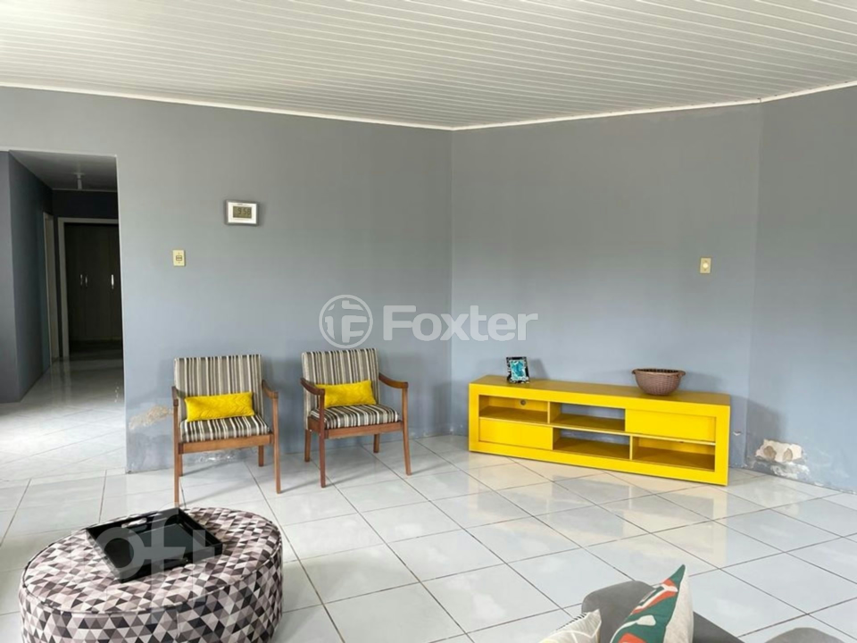 Casa à venda com 3 quartos, 200m² - Foto 4