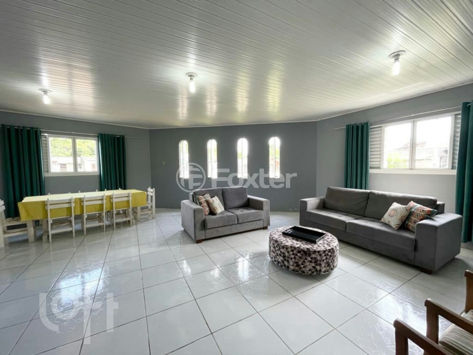Casa à venda com 3 quartos, 200m² - Foto 3