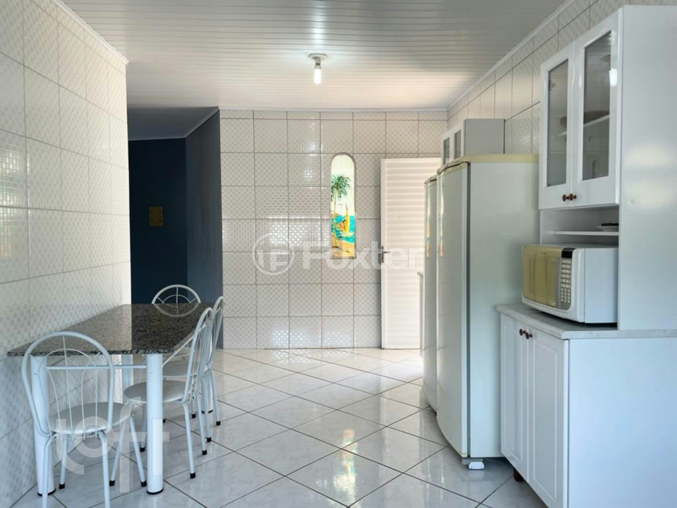 Casa à venda com 3 quartos, 200m² - Foto 15
