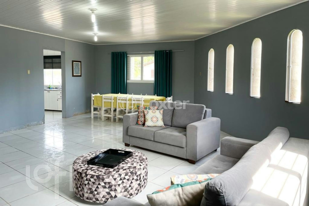 Casa à venda com 3 quartos, 200m² - Foto 11
