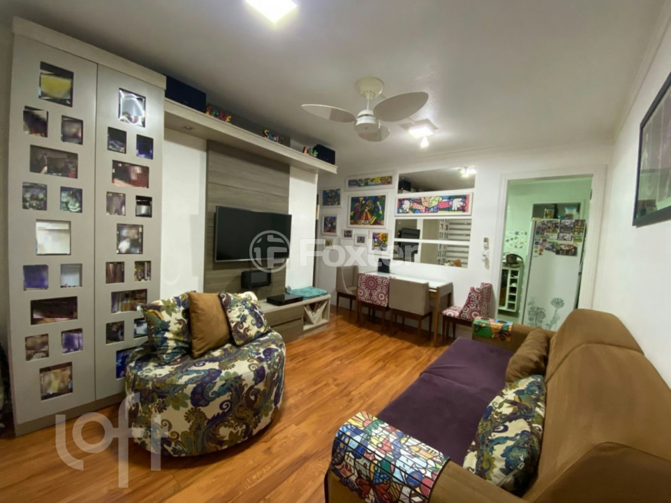 Apartamento à venda com 2 quartos, 57m² - Foto 1