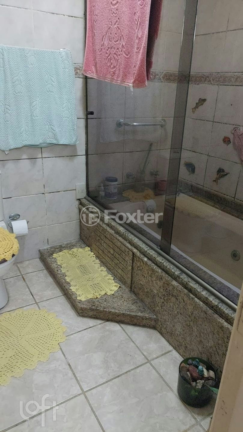 Casa à venda com 3 quartos, 216m² - Foto 15