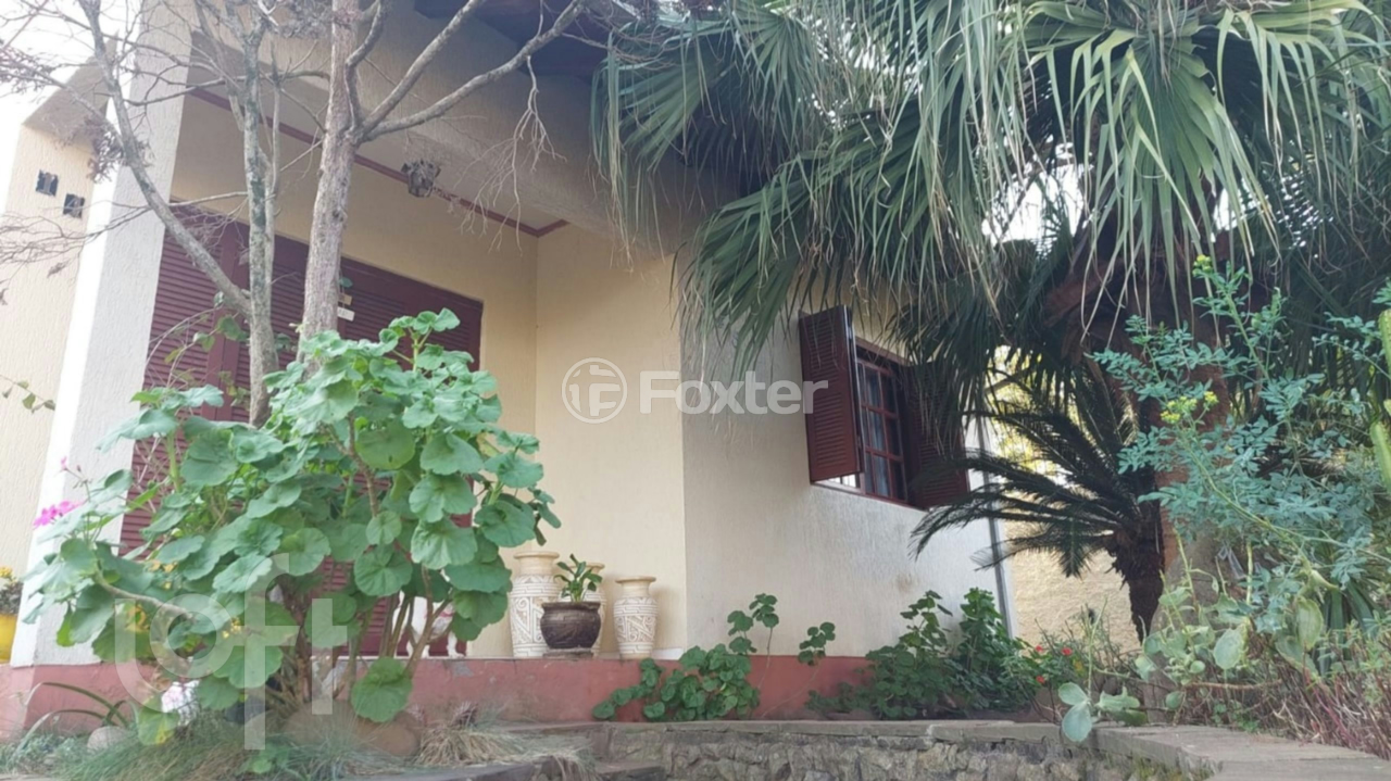 Casa à venda com 3 quartos, 216m² - Foto 3