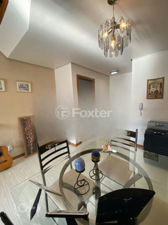 Apartamento à venda com 3 quartos, 115m² - Foto 1