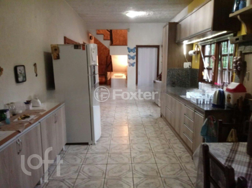 Casa à venda com 2 quartos, 205m² - Foto 2