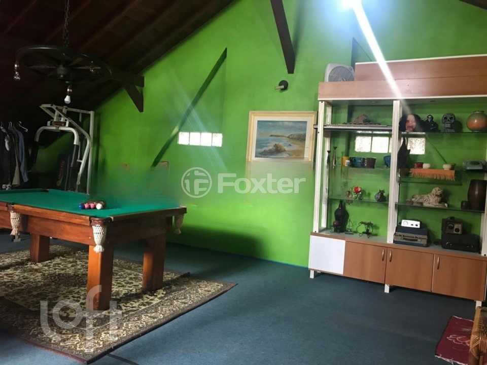 Casa à venda com 2 quartos, 205m² - Foto 1