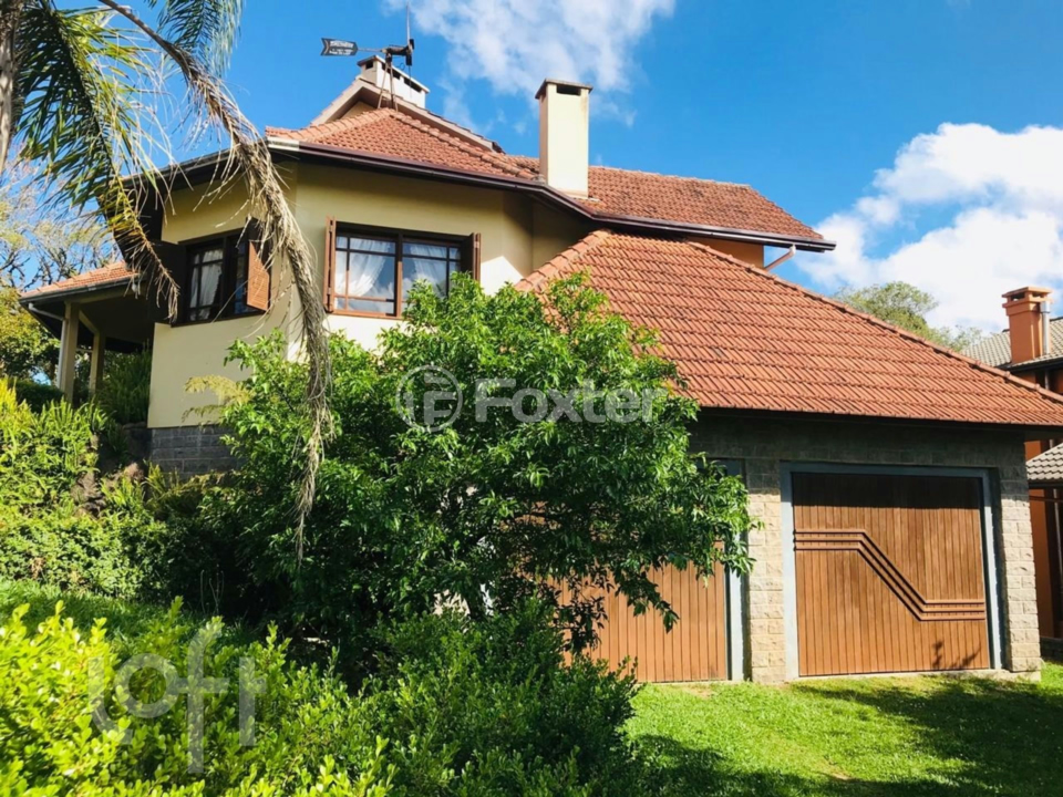 Casa de Condomínio à venda com 3 quartos, 370m² - Foto 4