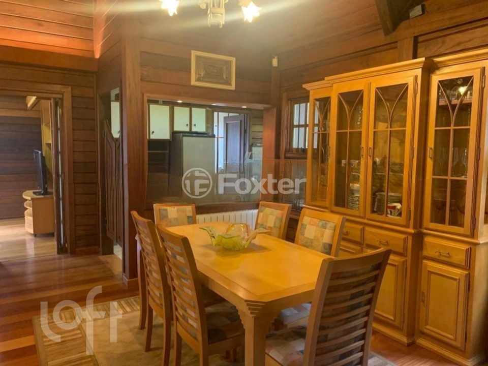 Casa à venda com 3 quartos, 340m² - Foto 3