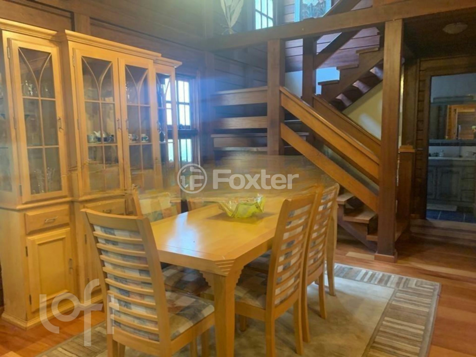Casa à venda com 3 quartos, 340m² - Foto 9
