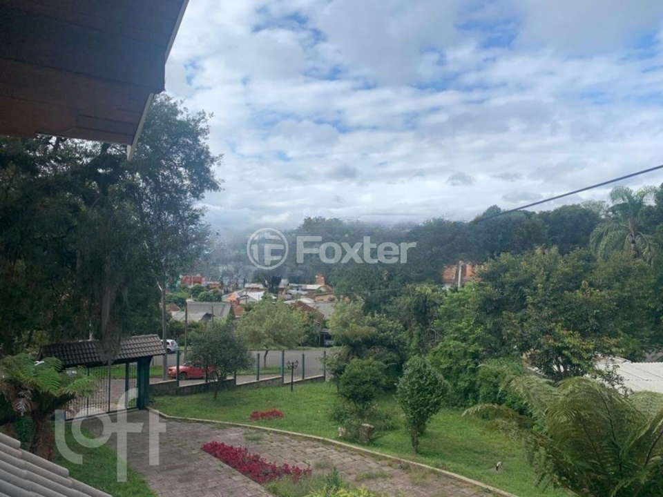 Casa à venda com 3 quartos, 340m² - Foto 34