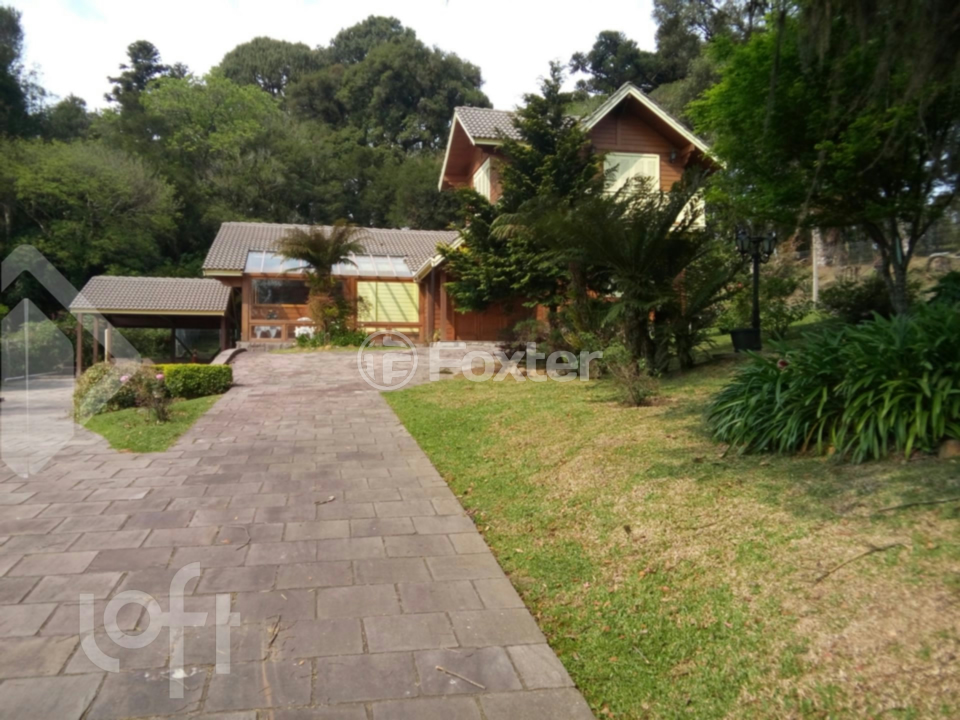 Casa à venda com 3 quartos, 340m² - Foto 1