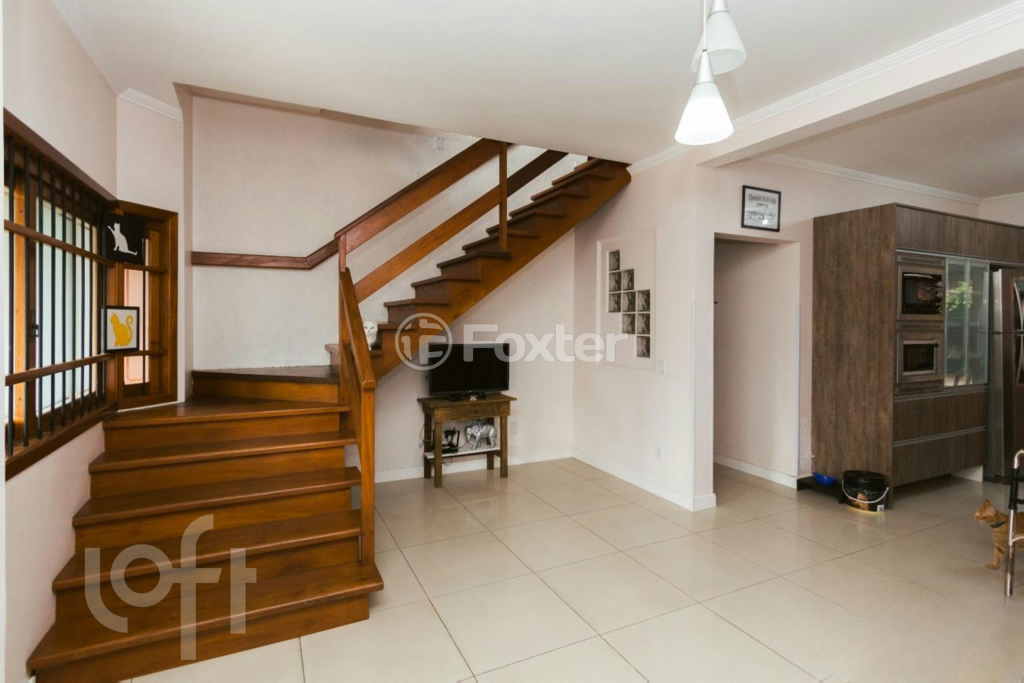 Casa à venda com 4 quartos, 214m² - Foto 3