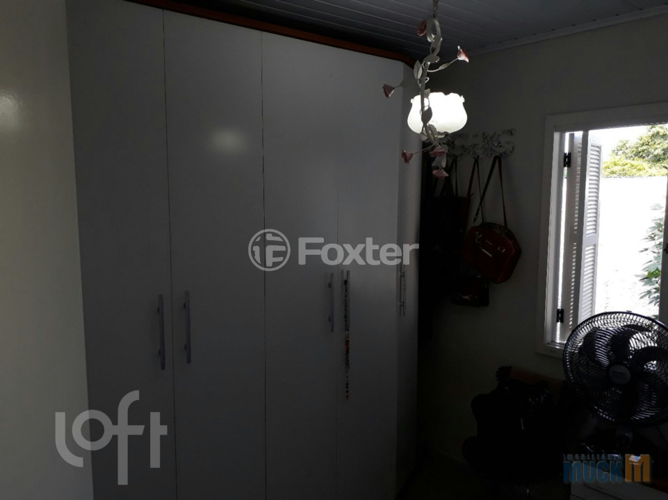 Casa à venda com 4 quartos, 300m² - Foto 35