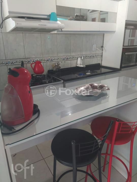 Casa à venda com 3 quartos, 47m² - Foto 4