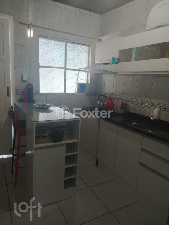 Casa à venda com 3 quartos, 47m² - Foto 5