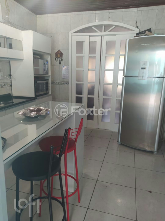 Casa à venda com 3 quartos, 47m² - Foto 6