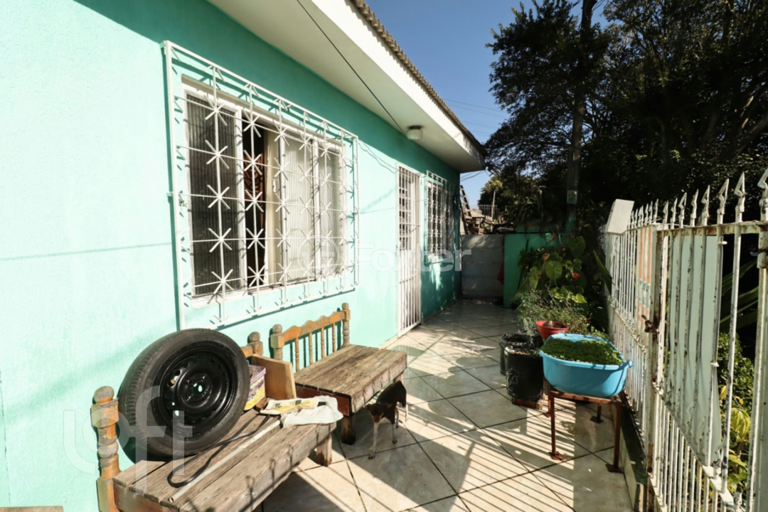 Casa à venda com 3 quartos, 308m² - Foto 2