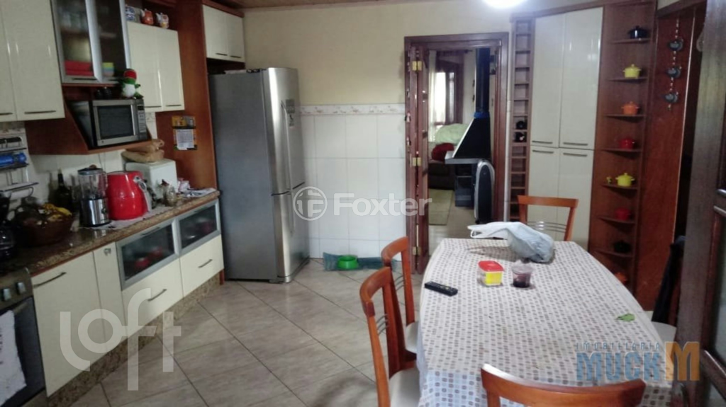 Casa à venda com 2 quartos, 200m² - Foto 4