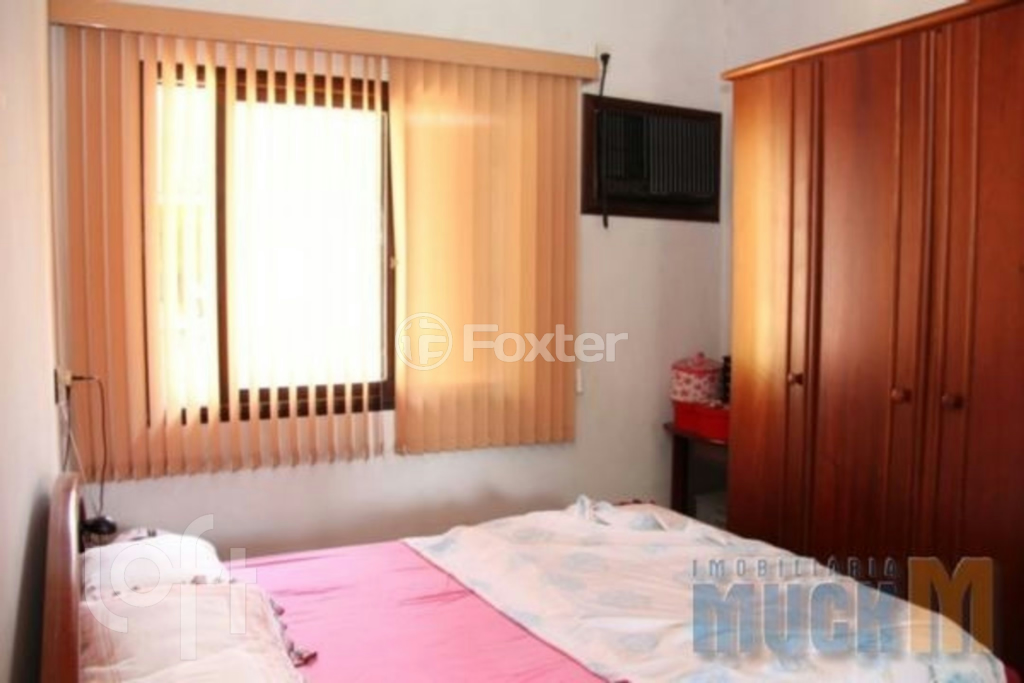 Casa à venda com 4 quartos, 249m² - Foto 5