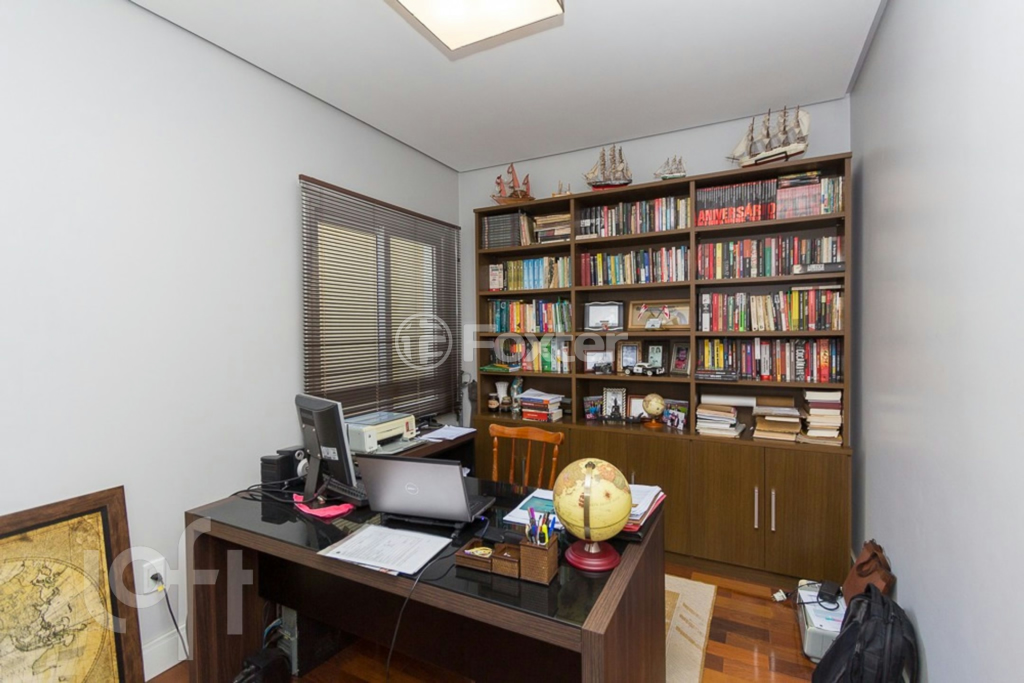 Casa à venda com 4 quartos, 420m² - Foto 16